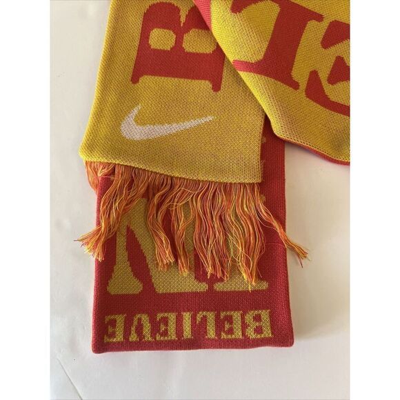 Nike AFC Richmond Ted Lasso Believe In Soccer Scarf University Gold Pink NWT - Picture 4 of 7